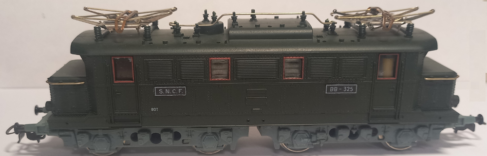 PIKO E44 BB-325 SNCF&nbsp; SAMMLERWERT ca. 40€ - 60€&nbsp; Baujahr: ???
