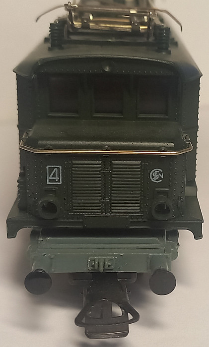 PIKO E44 BB-325 SNCF&nbsp; SAMMLERWERT ca. 40€ - 60€&nbsp; Baujahr: ???
