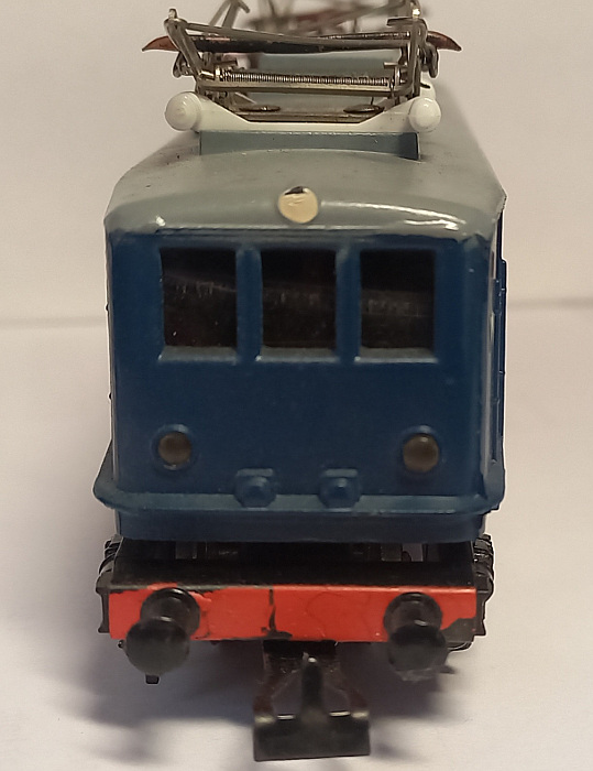 Piko E46 0701 stahlblau&nbsp; SAMMLERWERT ca. 40€ - 90€&nbsp; Baujahr: 1954
