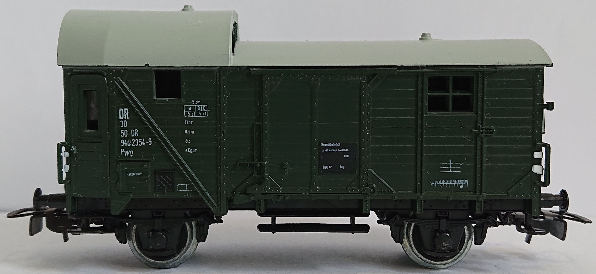 PIKO G&uuml;terzugbegleitwagen 940 2354-9&nbsp;&nbsp;